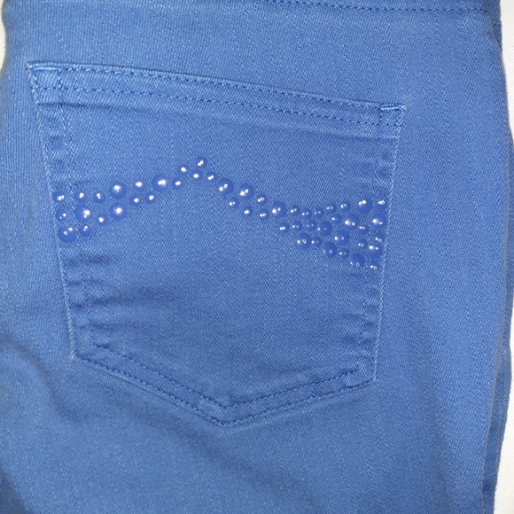 Jones New York Jeans - Picture 4 of 4